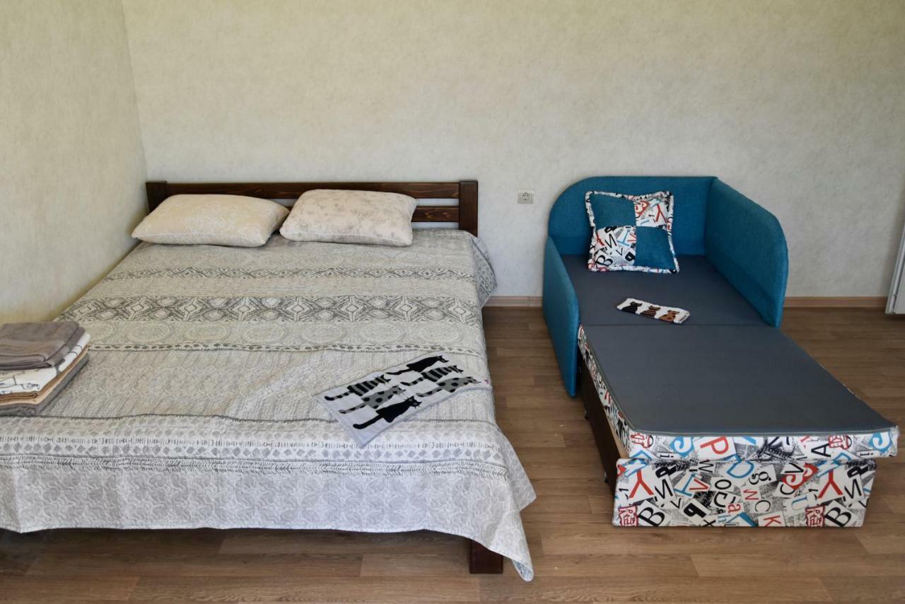 Hotel Три Кошки Tschornomorske Exterior foto