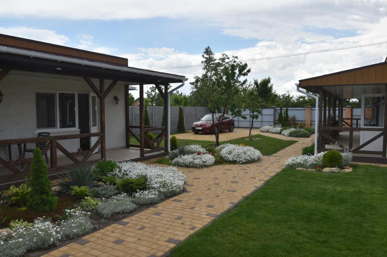 Hotel Три Кошки Tschornomorske Exterior foto