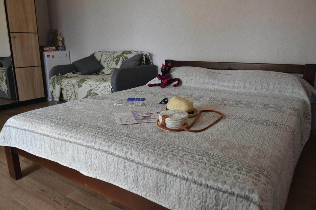 Hotel Три Кошки Tschornomorske Exterior foto